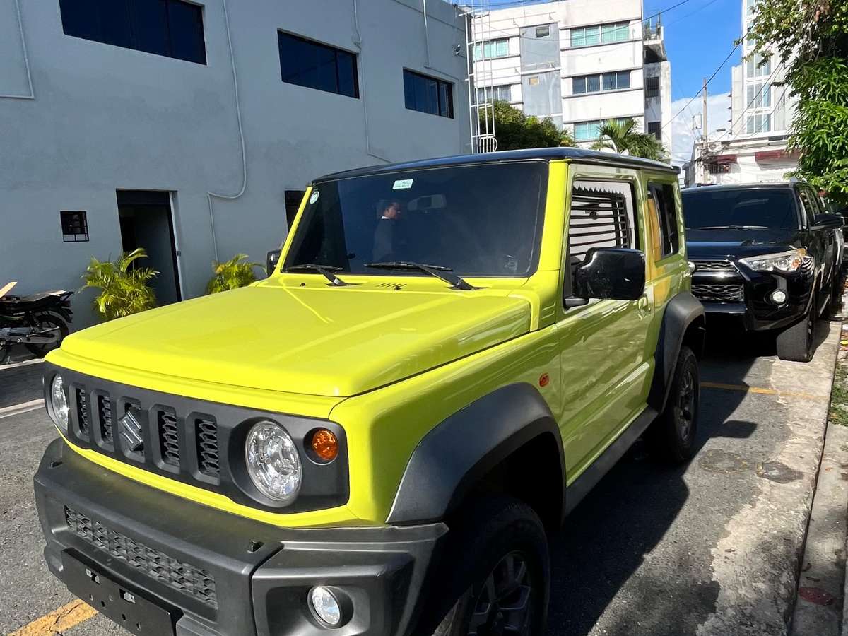 2023 Suzuki Jimny GL usado en venta por CHUQUI MOTORS SRL