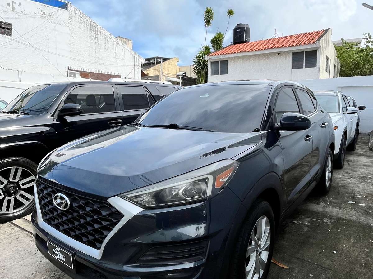 2019 Hyundai Tucson SE usado en venta por CHUQUI MOTORS SRL