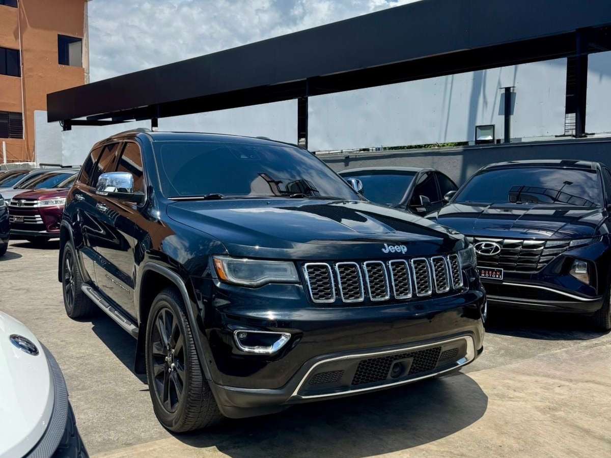 2017 Jeep Grand Cherokee L Limited usado en venta por CHUQUI MOTORS SRL