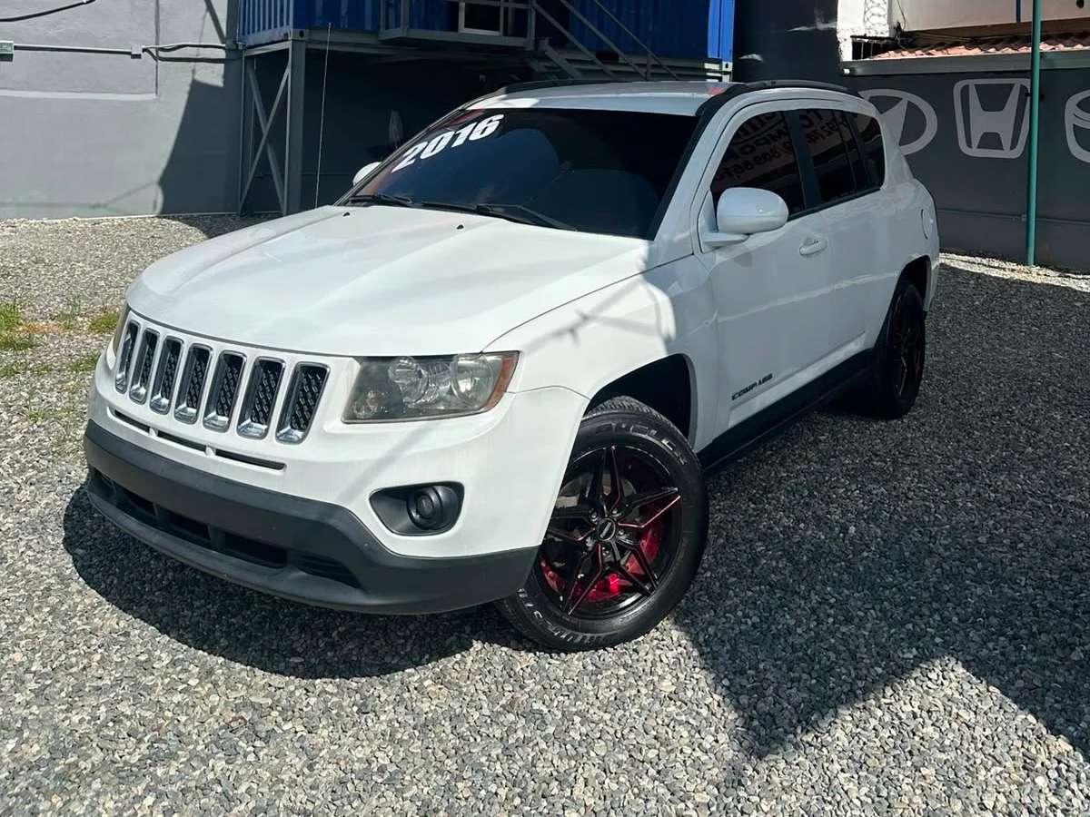 2016 Jeep Compass usado en venta por Flocemar auto import
