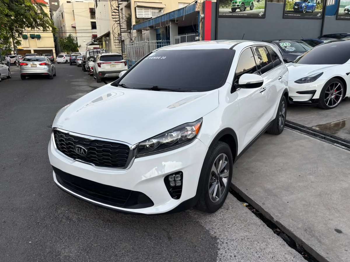 2020 Kia Sorento LX usado en venta por SEDI MOTORS 