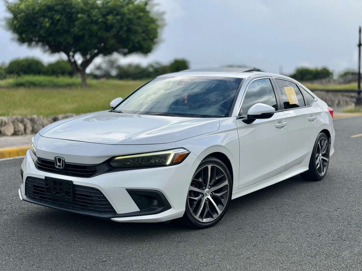 2022 Honda Civic Touring usado en venta por Saldivar Auto Store 
