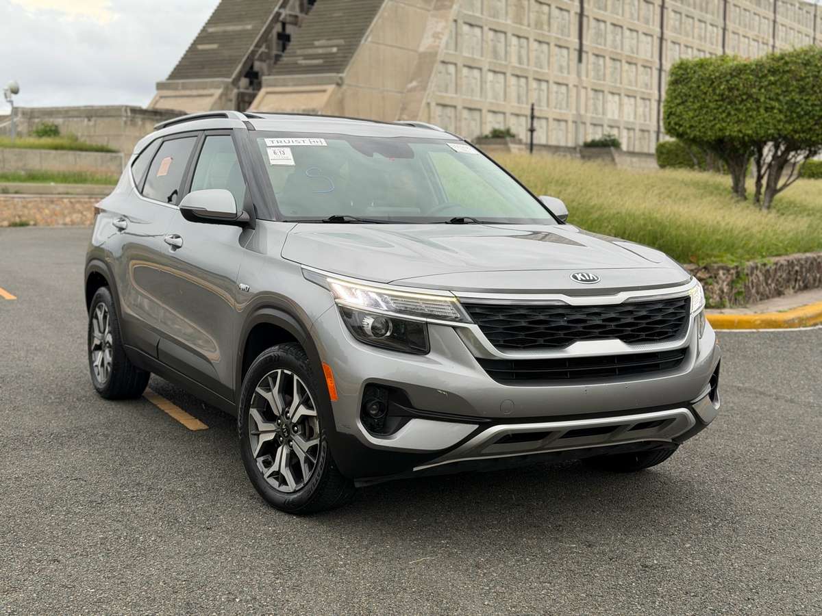 2021 Kia Seltos EX usado en venta por Saldivar Auto Store