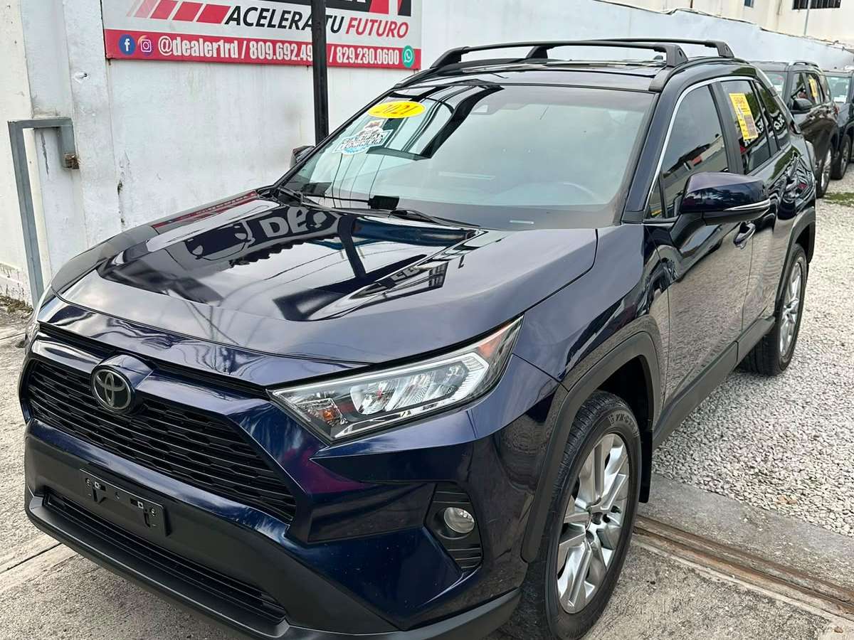 2021 Toyota RAV4 XLE Premium nuevo en venta por DEALER UNO 