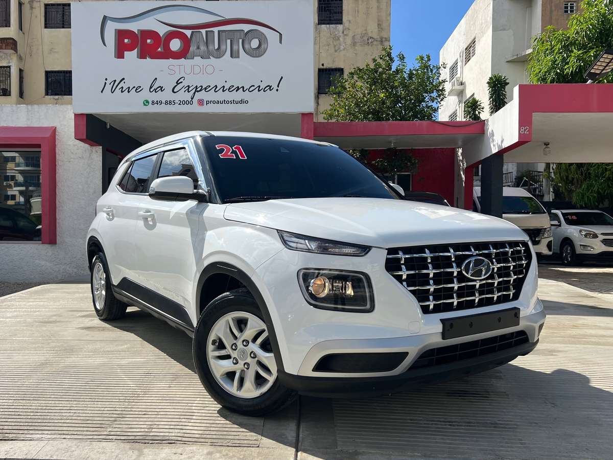2021 Hyundai Venue usado en venta por Proauto Studio
