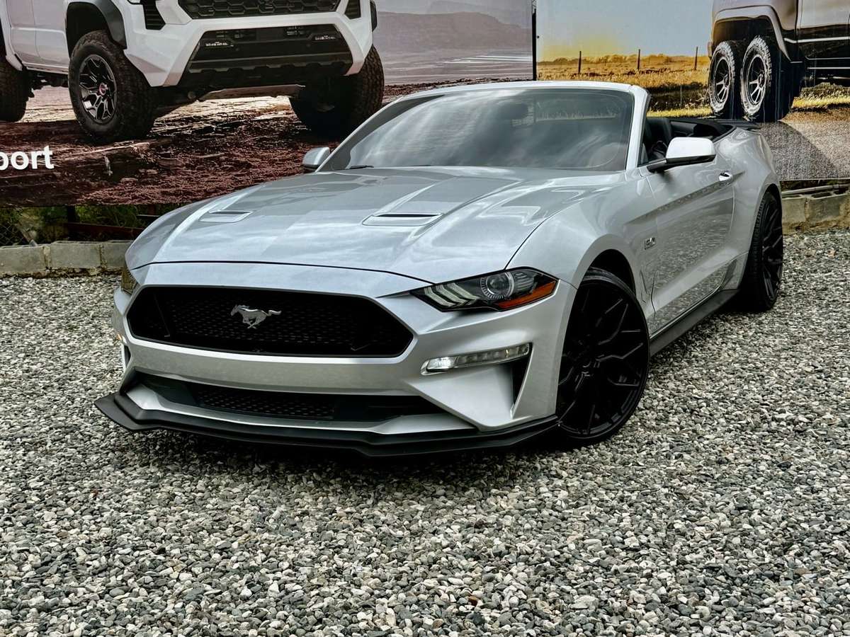 2018 Ford Mustang usado en venta por Light Auto Import