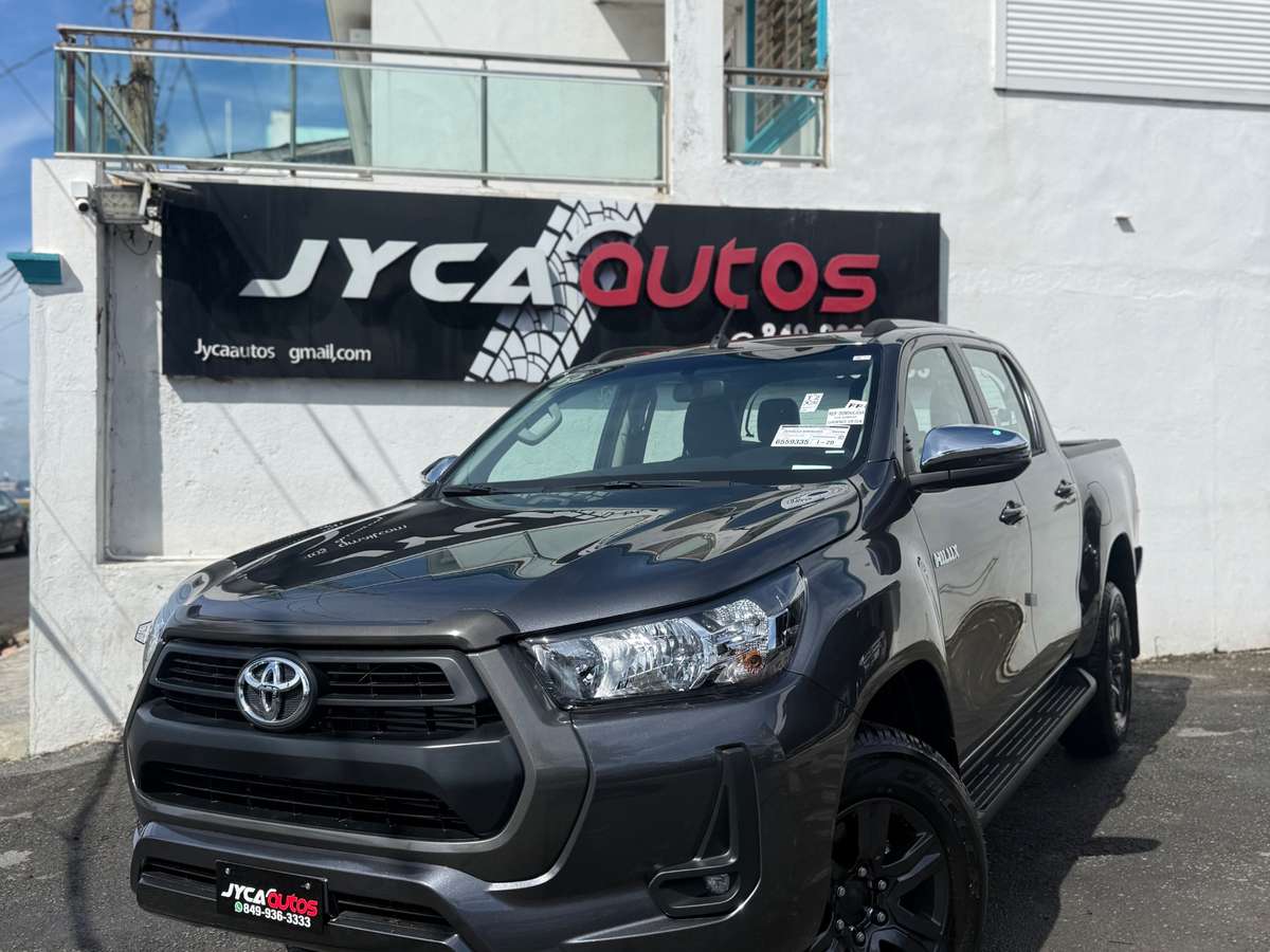 2027 Toyota Hilux 2.4 nuevo en venta por JYCA AUTOS 