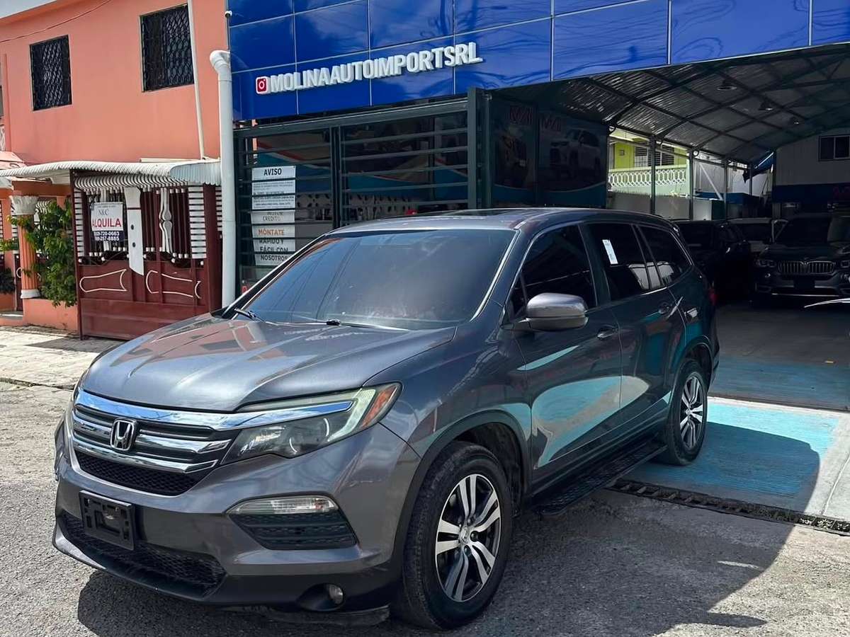2016 Honda Pilot EXL usado en venta por Molina Auto Import