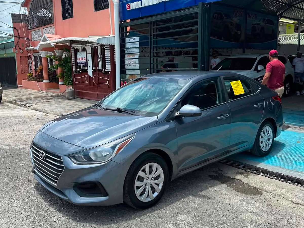 2020 Hyundai Accent SE usado en venta por Molina Auto Import