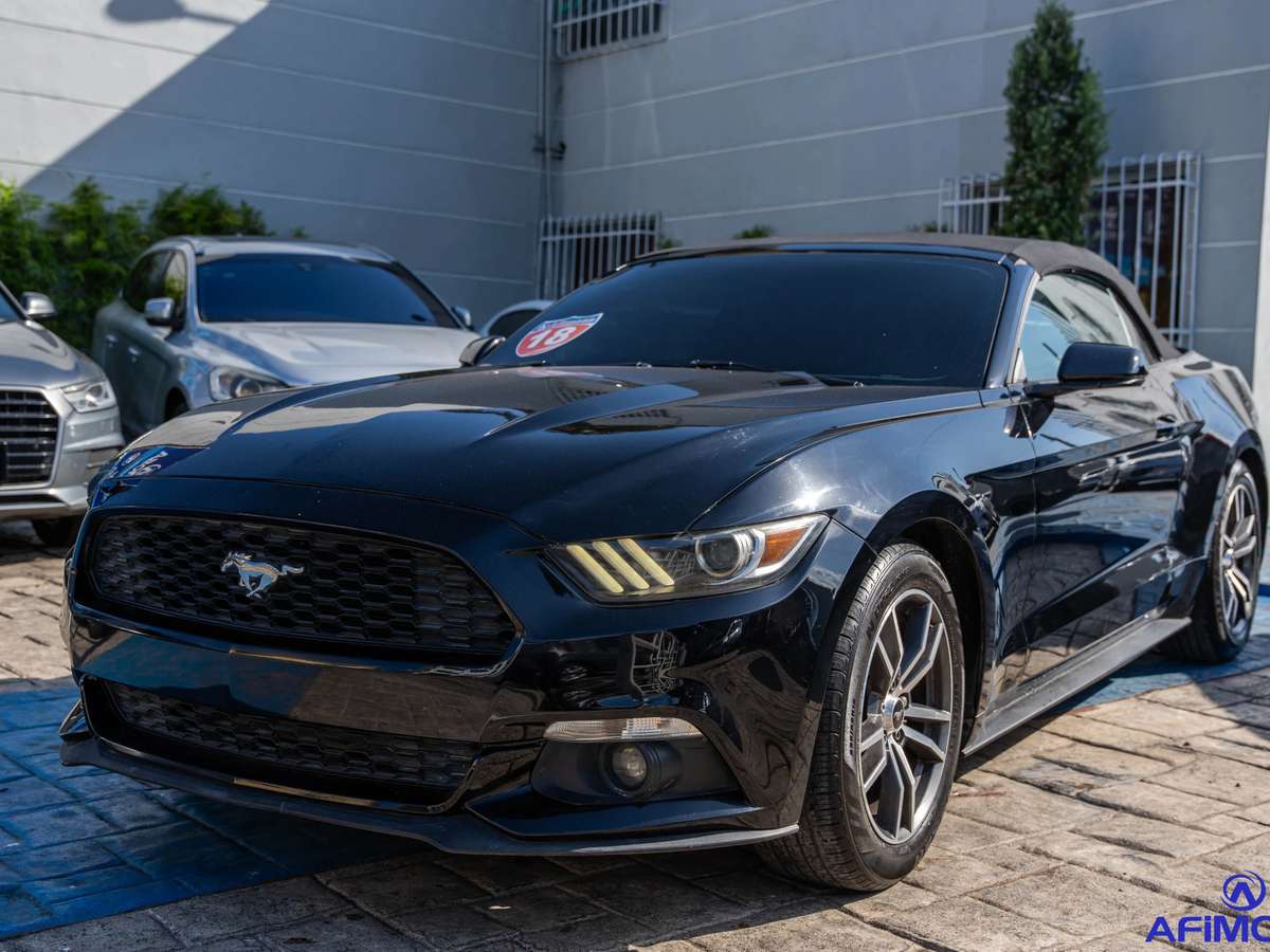 2017 Ford Mustang I4 Convertible usado en venta por Afimosa Motors