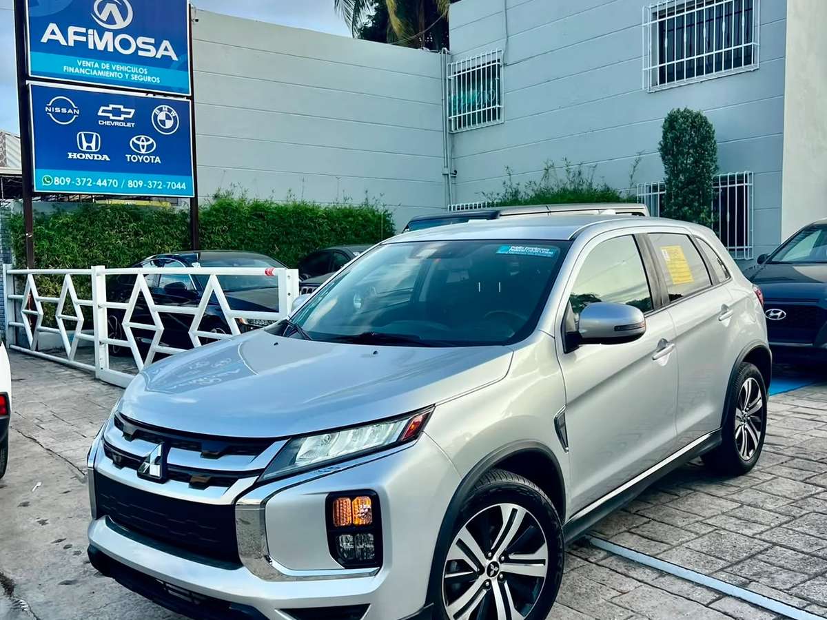 2020 MITSUBISHI Outlander Sport usado en venta por Afimosa Motors