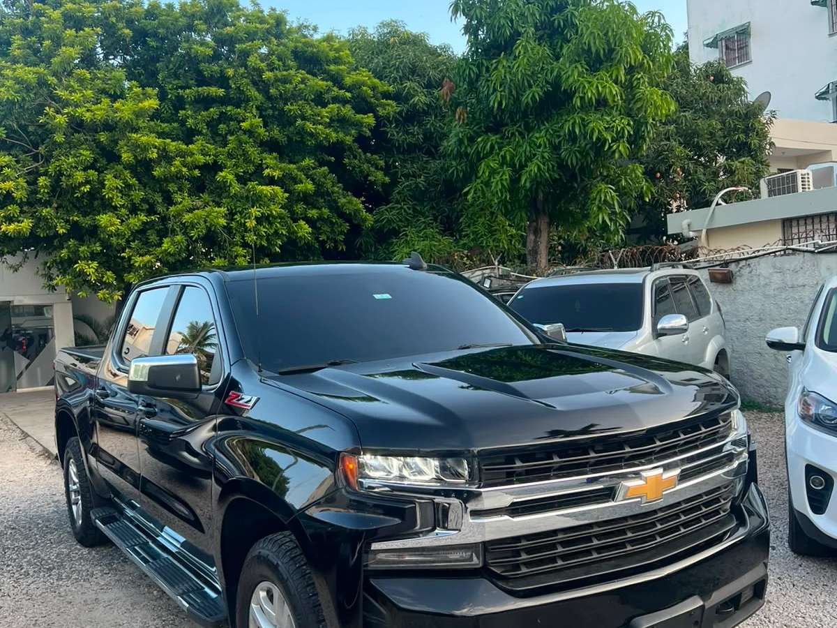 2022 Chevrolet Silverado LT DURAMAX usado en venta por Cava Auto Dealer