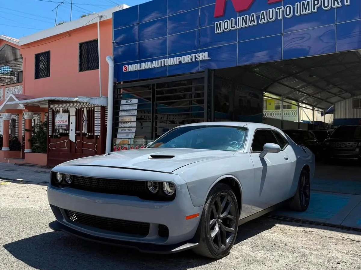 2020 Dodge Challenger SXT usado en venta por Autologo