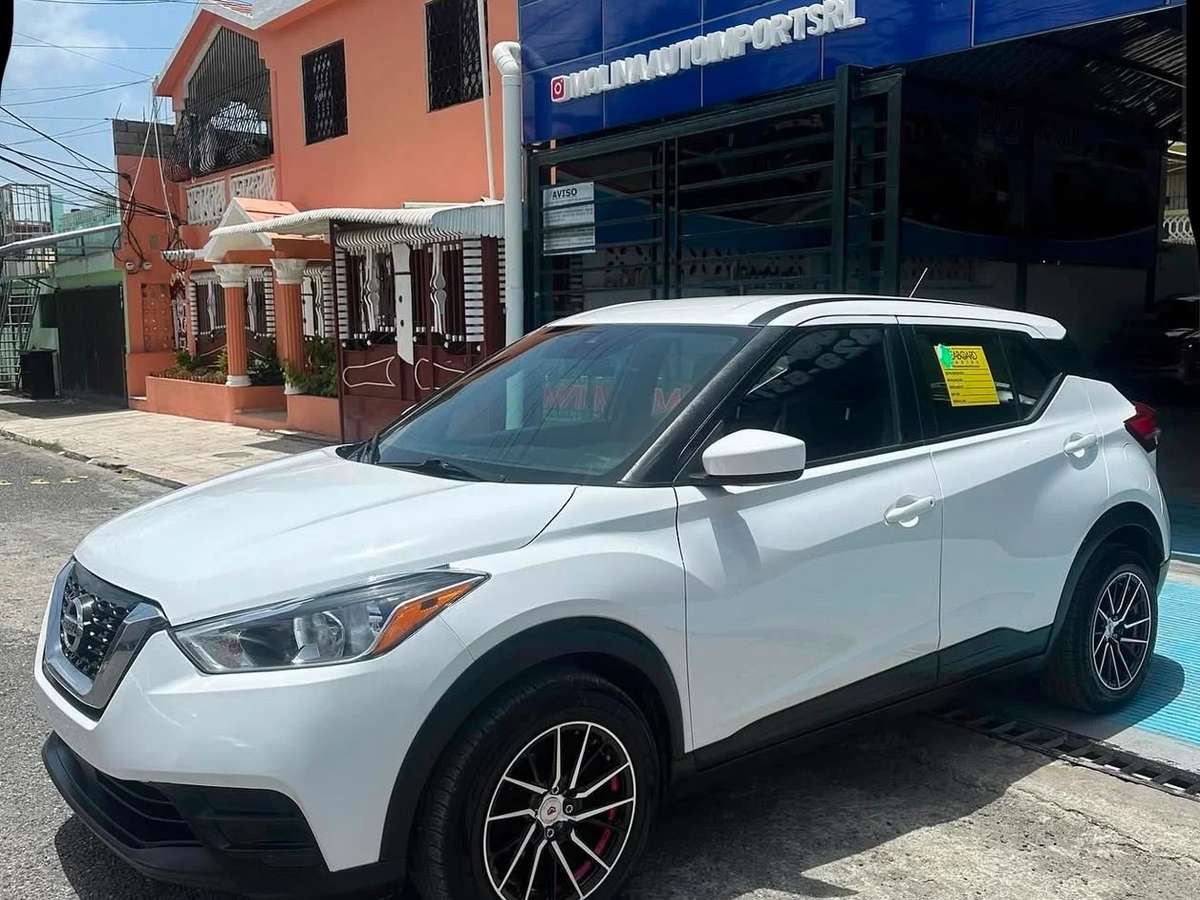 2020 Nissan Kicks SV usado en venta por Autologo