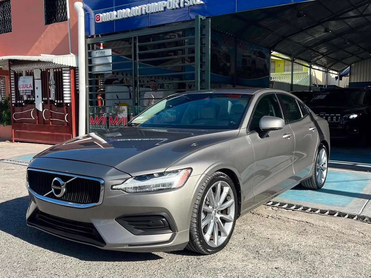 2020 Volvo S60 T6 usado en venta por Autologo