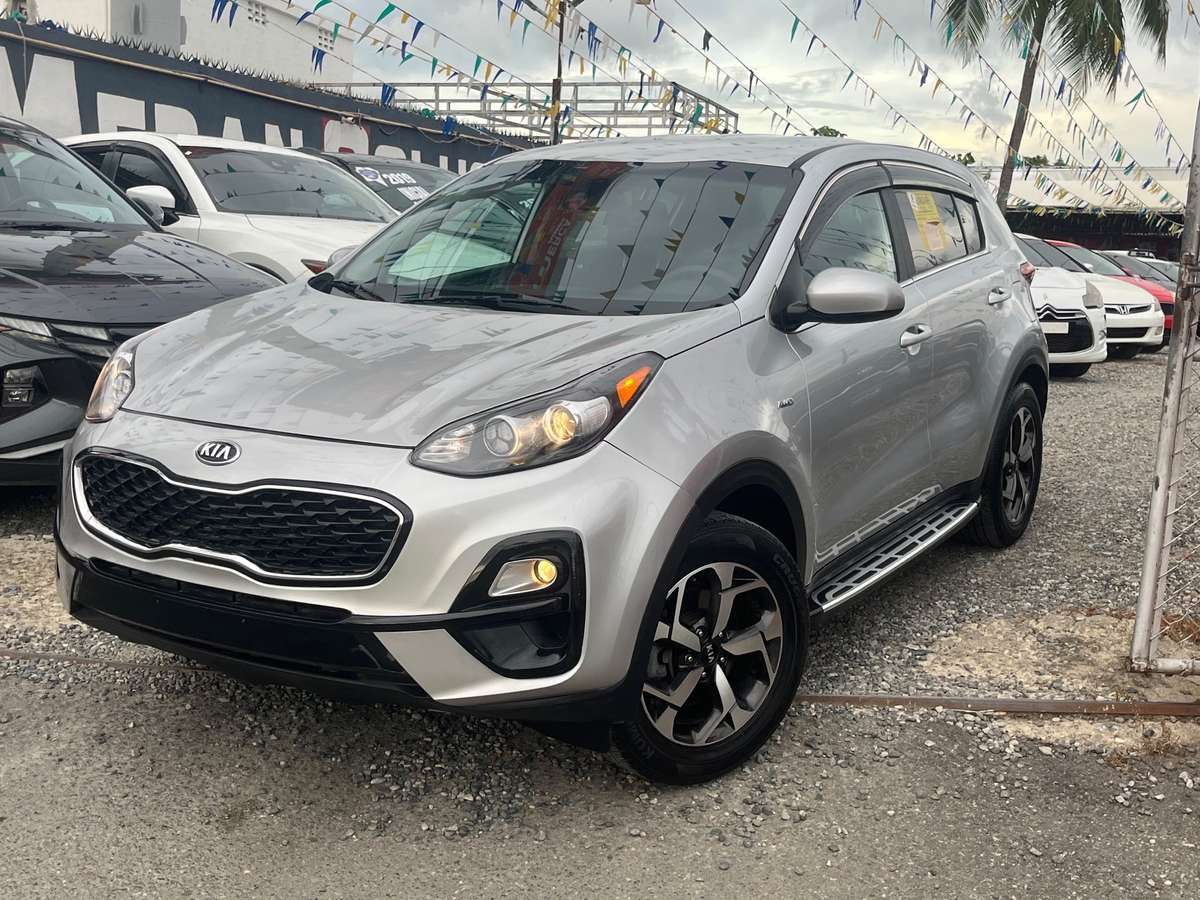 2022 Kia Sportage LX usado en venta por MERAN SOLUCIONES AUTO IMPORT