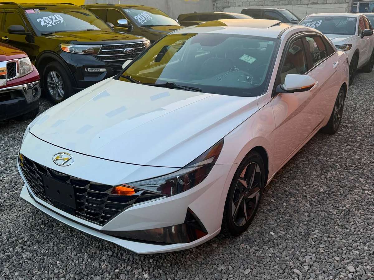 2022 Hyundai Elantra SEL w/Premium Pkg usado en venta por Inversiones los Olivos Auto Import 