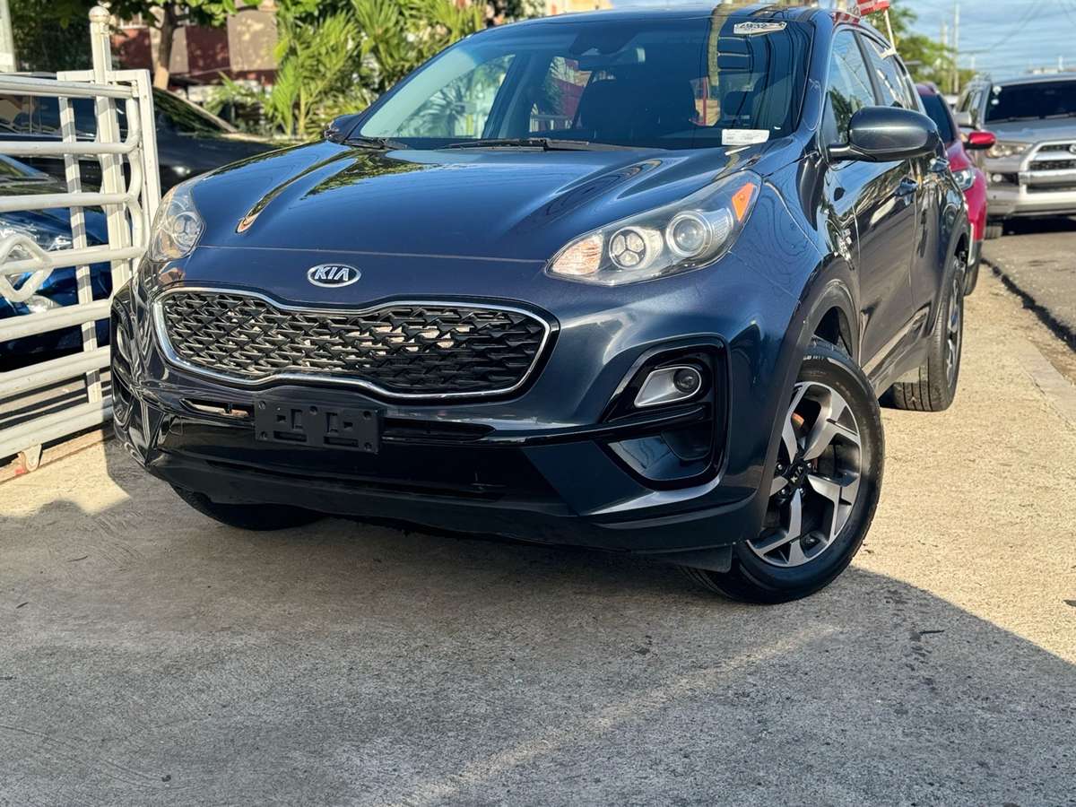 2020 Kia Sportage LX usado en venta por Inversiones los Olivos Auto Import