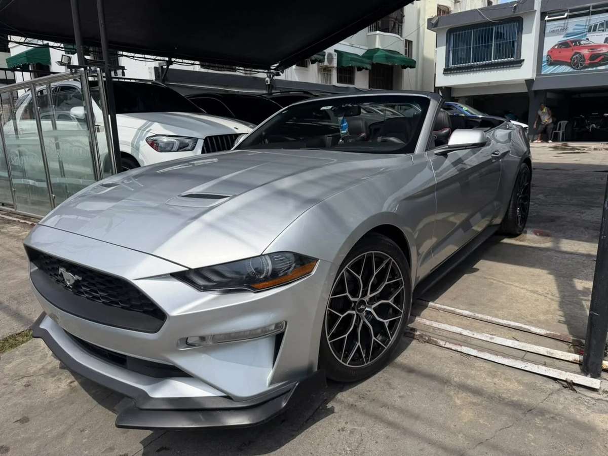 2019 Ford Mustang usado en venta por Carlos Rosa Auto Import