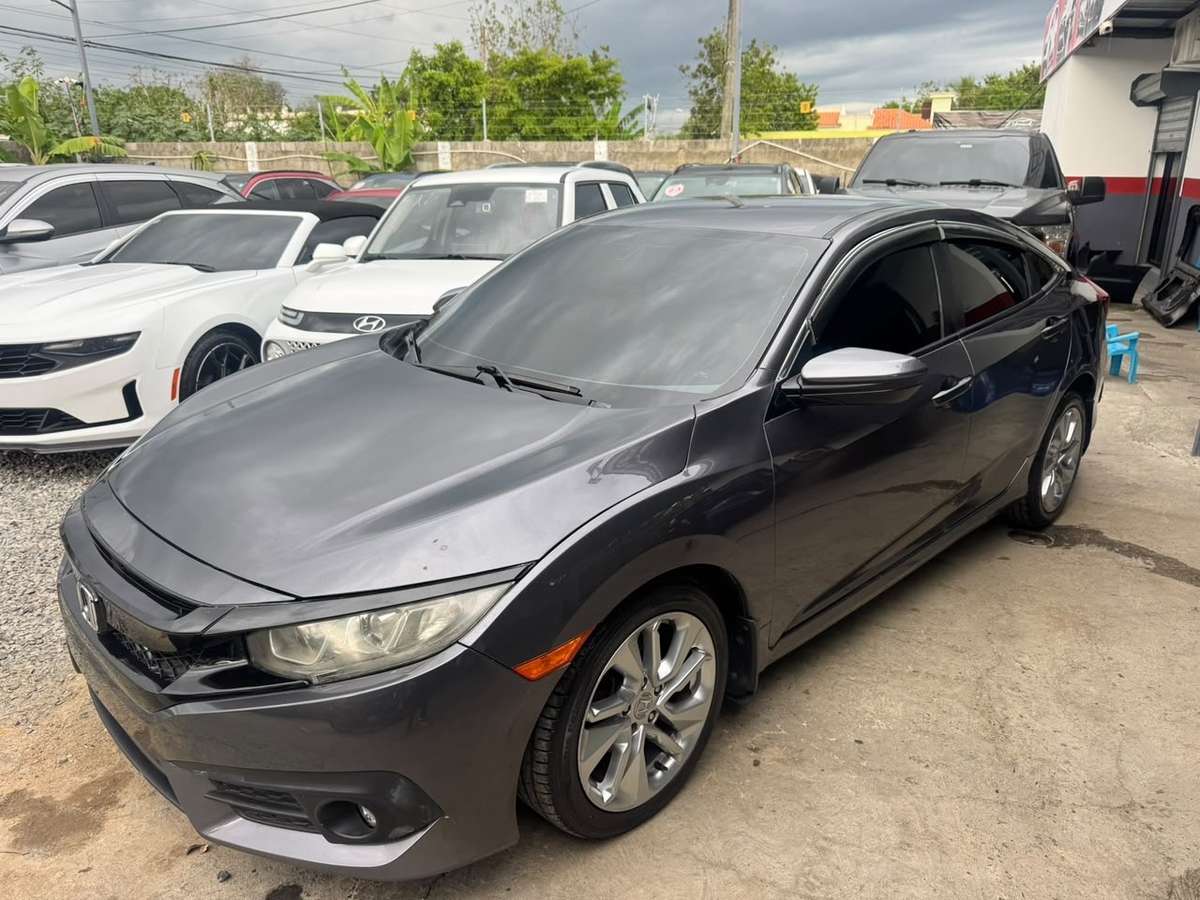 2020 Honda Civic Sport usado en venta por Demorizi Autos