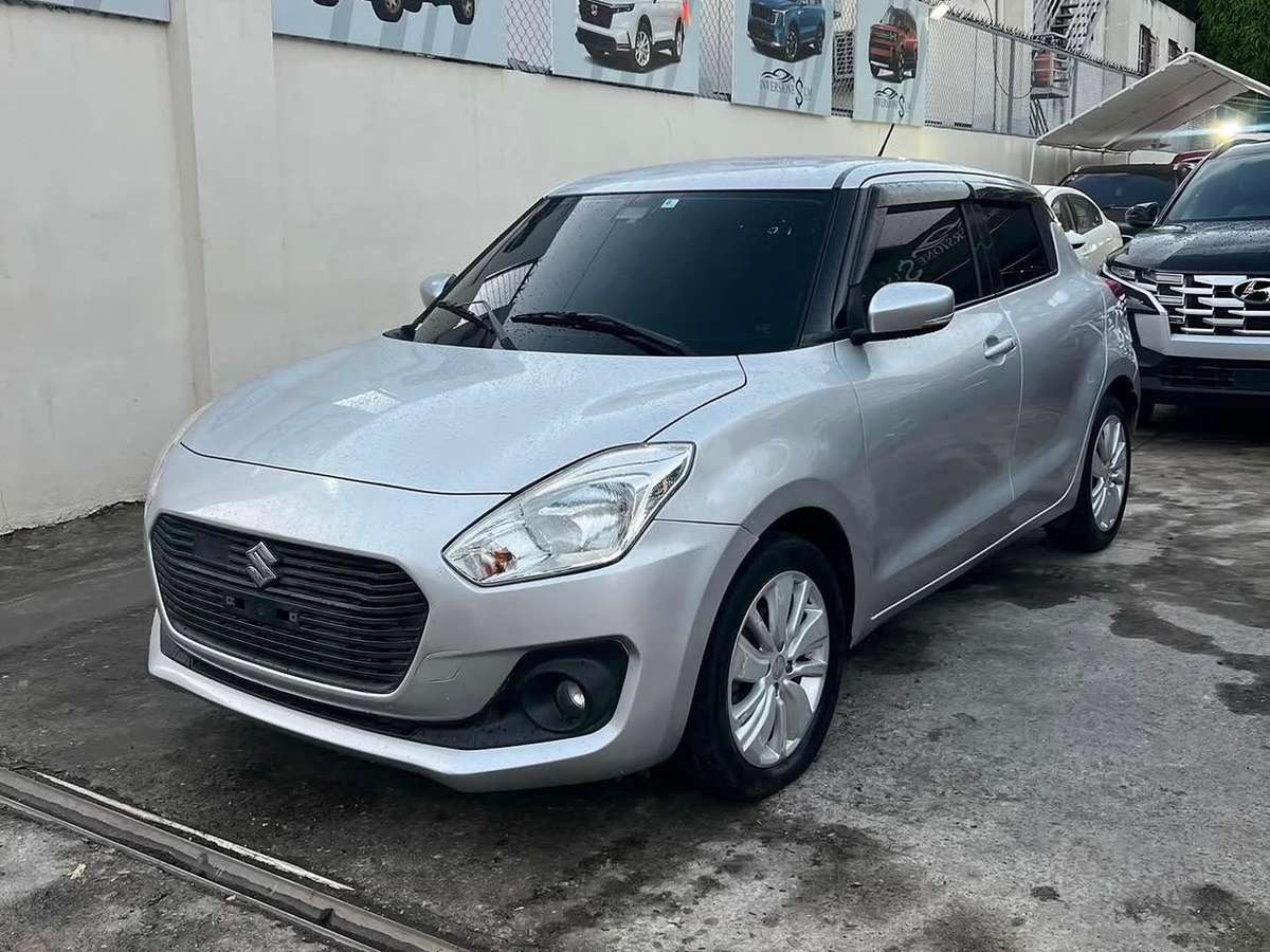 2018 Suzuki Swift Sport usado en venta por Inversiones LM Ynfante