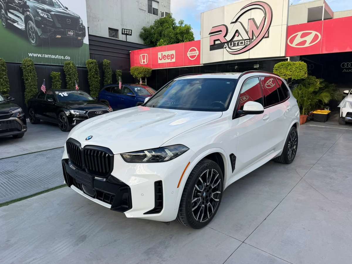 2024 BMW X5 xDrive40i usado en venta por RAM MEGA AUTOS