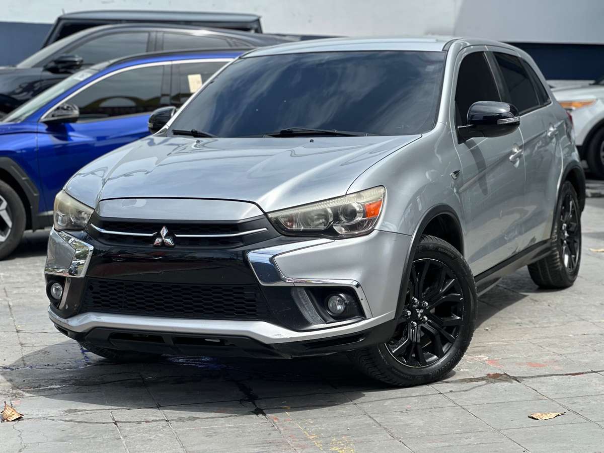 2018 Mitsubishi Motors Outlander Sport SE usado en venta por Holguin AutoPro