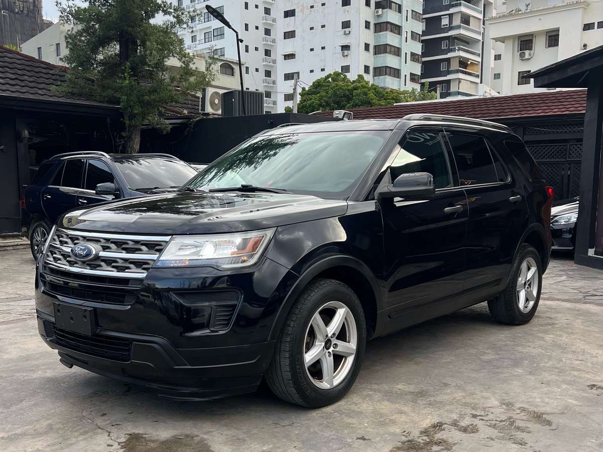 2019 Ford Explorer XL usado en venta por Taino Auto Deluxe