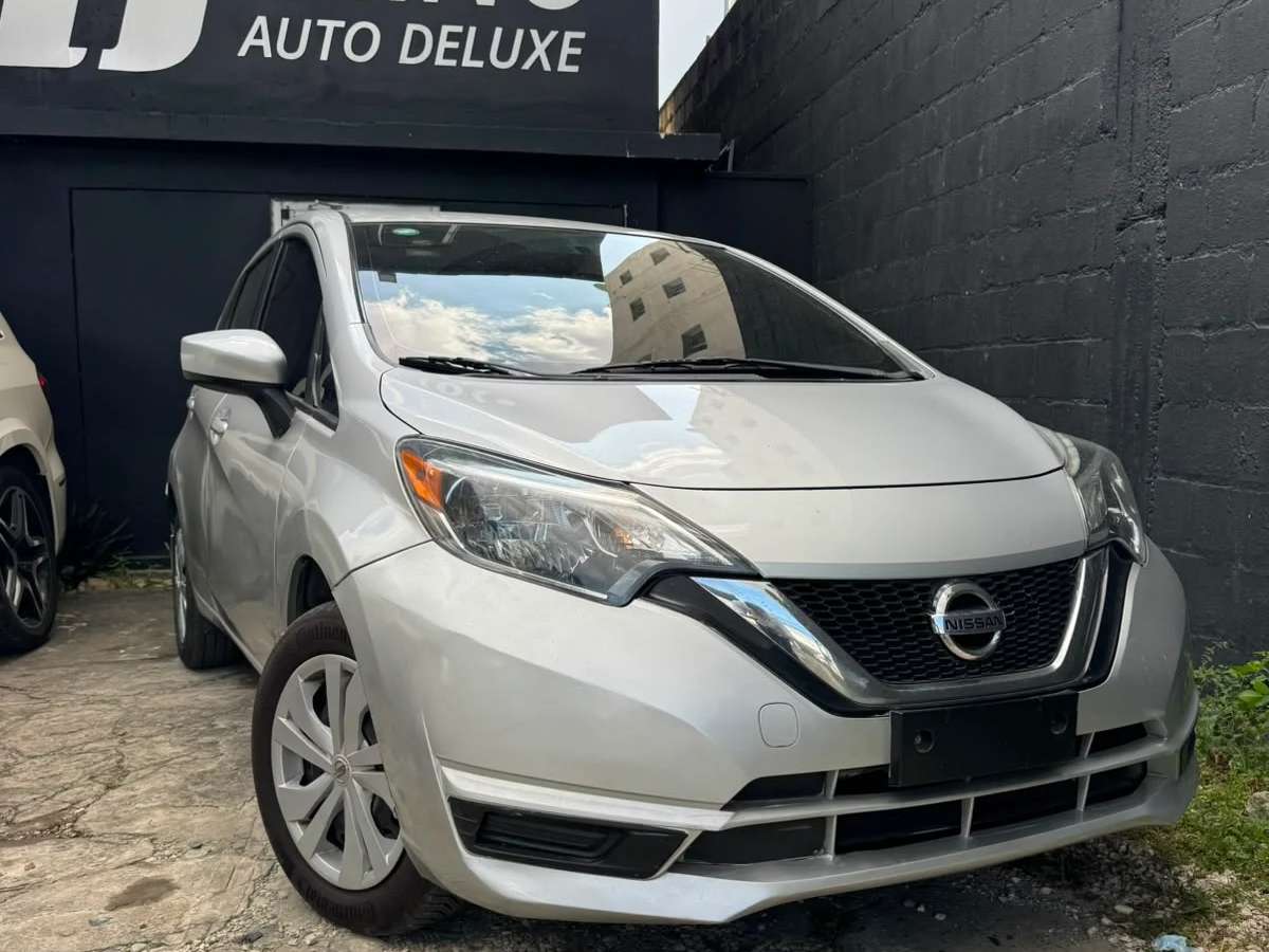 2018 Nissan Versa Note usado en venta por Taino Auto Deluxe