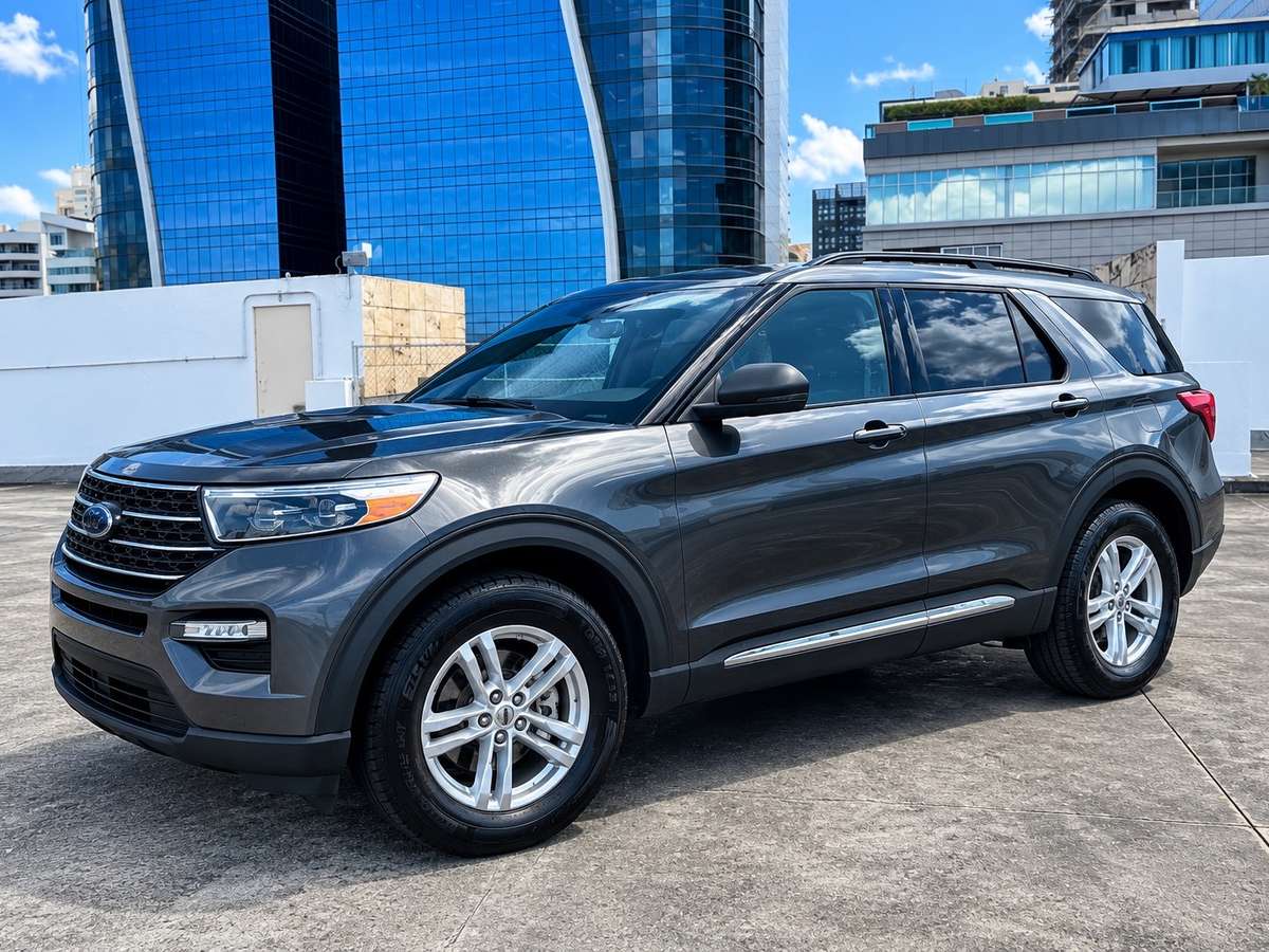2020 Ford Explorer XLT usado en venta por AUTO BOUTIQUE