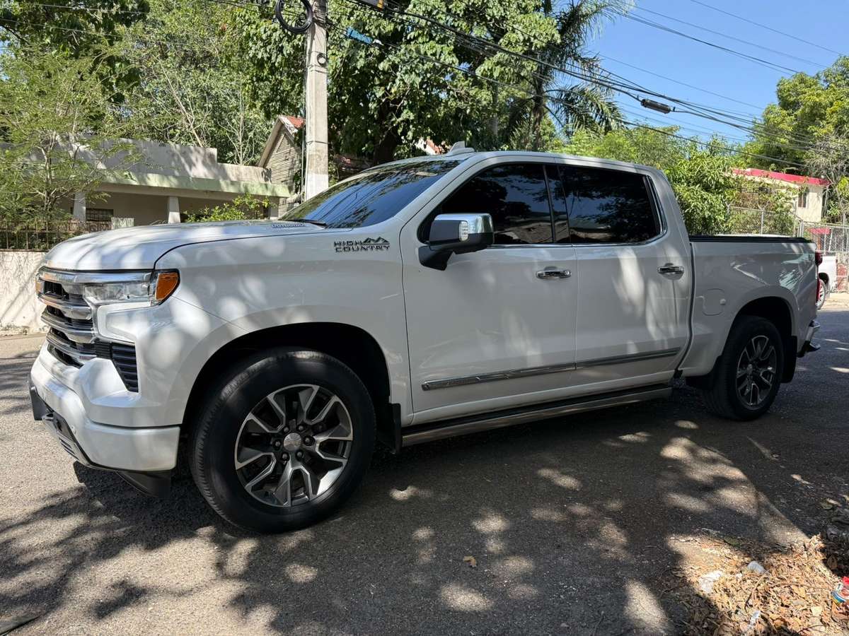 2023 Chevrolet Silverado High Country Duramax usado en venta por Auto Connections