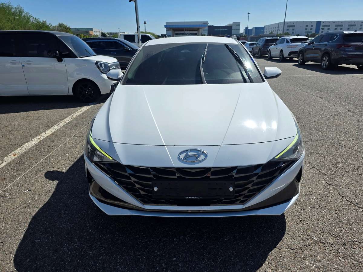 2021 Hyundai Avante usado en venta por Dongbook Movility RD (vehiculos al por mayor)