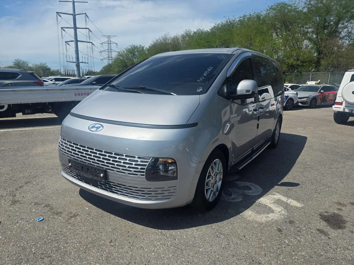 2022 Hyundai Staria nuevo en venta por Dongbook Movility RD (vehiculos al por mayor)