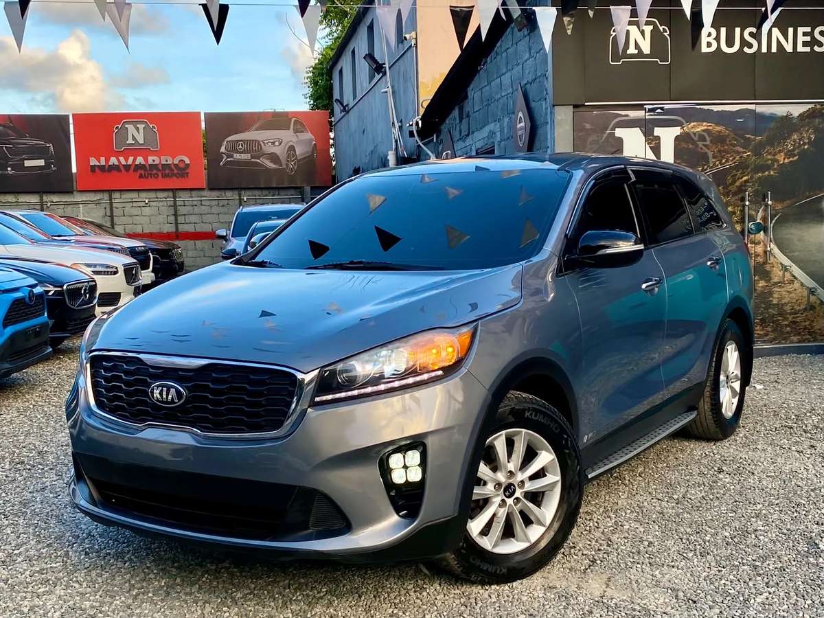 2020 Kia Sorento LX usado en venta por Navarro Auto Import