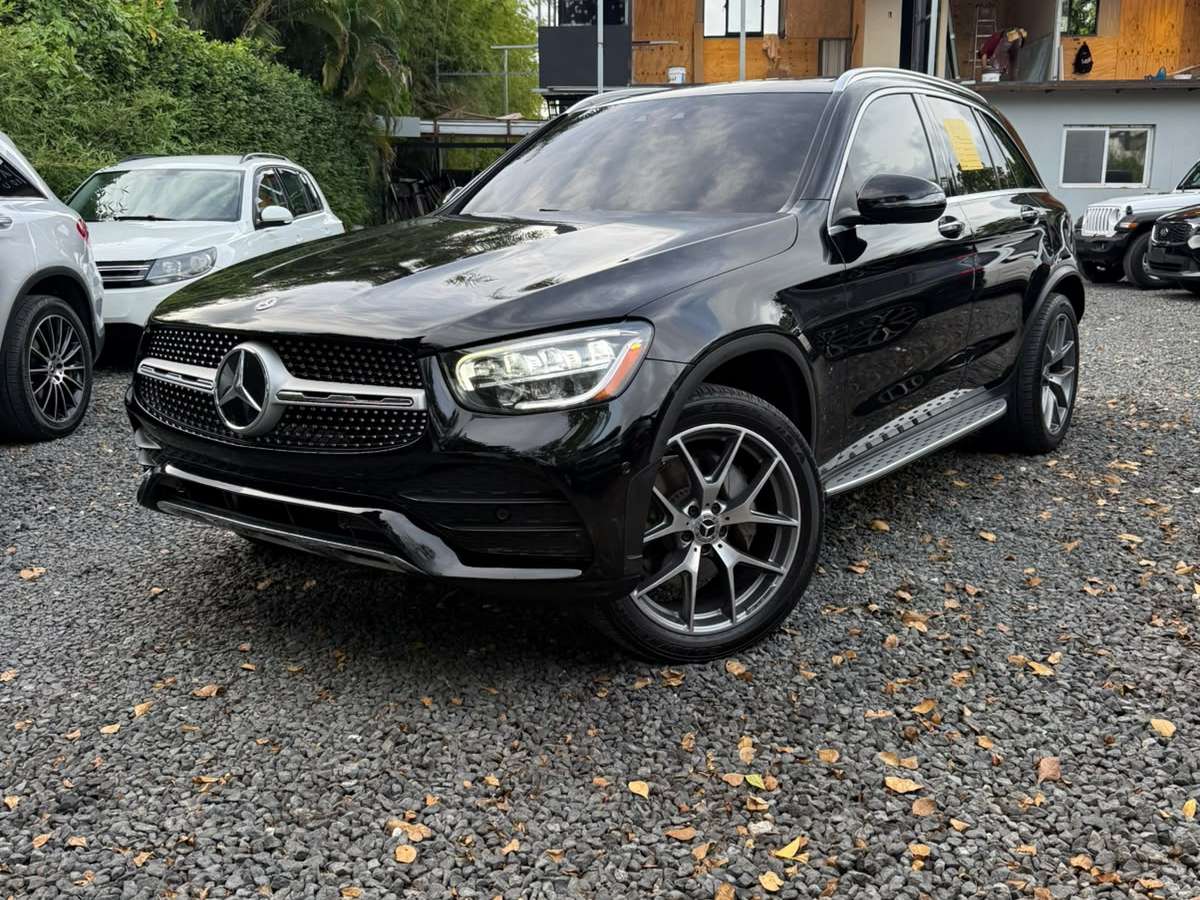 2021 Mercedes Benz GLC 300 4MATIC usado en venta por AUTO BOUTIQUE