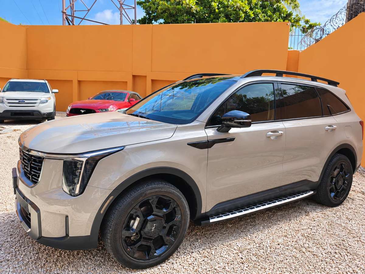 2025 Kia Sorento EX X-LINE usado en venta por BLUE PRINT AUTO MALL