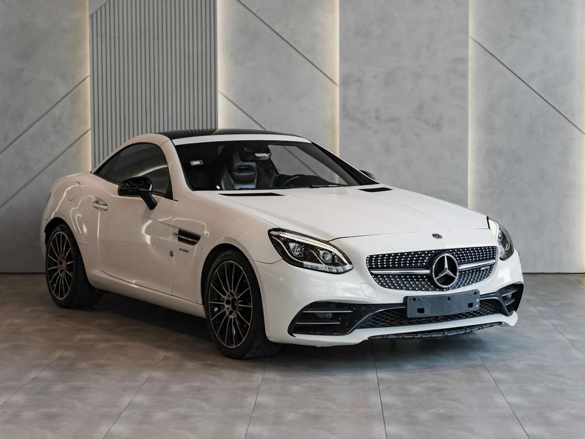 2018 Mercedes Benz Clase SLC AMG 43 usado en venta por OBB 