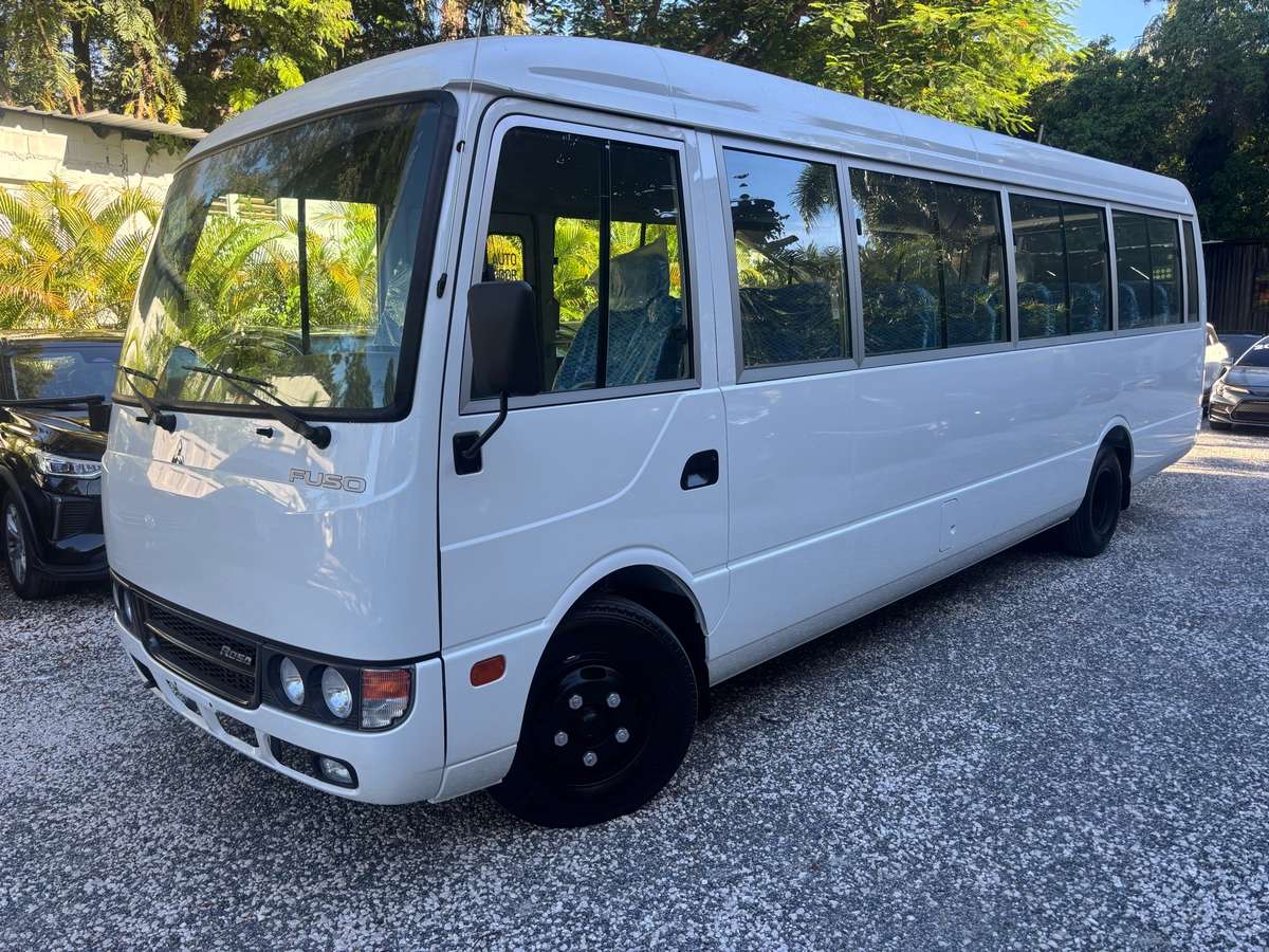 2027 Mitsubishi Motors Fuso Autobus nuevo en venta por Fulcar Auto Import