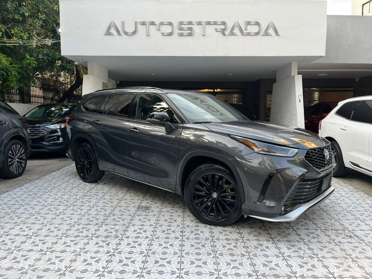 2023 Toyota Highlander XSE usado en venta por Autostrada 