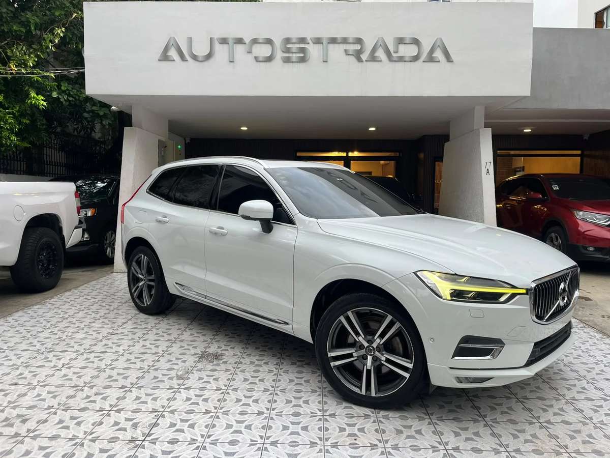 2020 Volvo XC60 T6 Inscription usado en venta por Autostrada