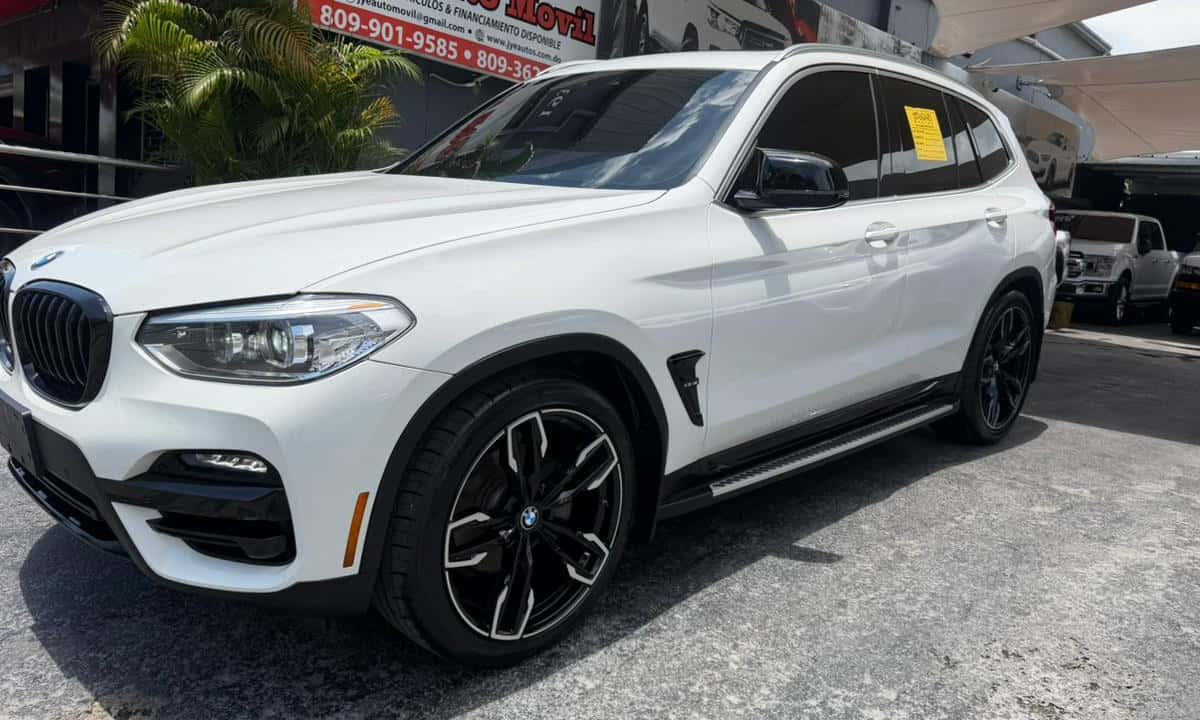 2020 BMW X3 XDrive 30i usado en venta por J Y E AUTOMOVIL