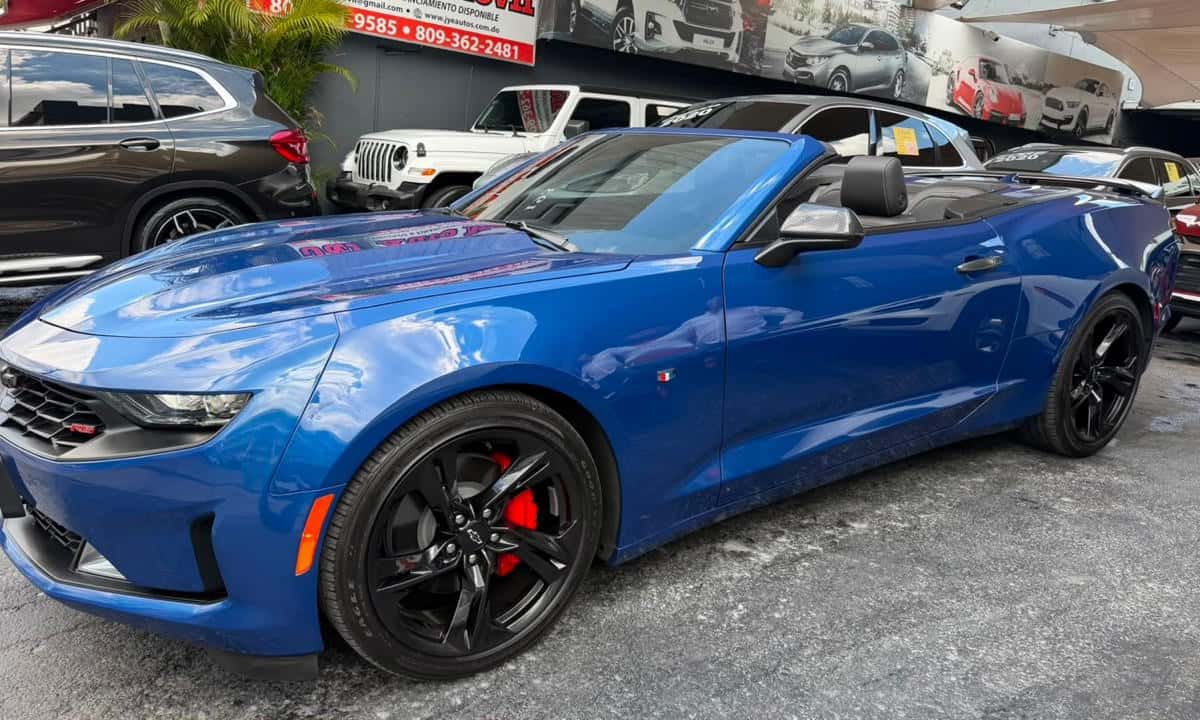 2022 Chevrolet Camaro RS usado en venta por J Y E AUTOMOVIL