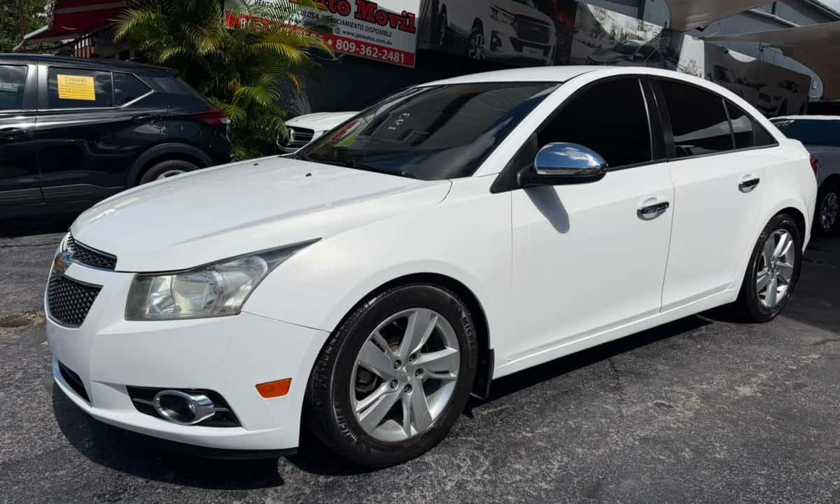2014 Chevrolet Cruze LT usado en venta por J Y E AUTOMOVIL