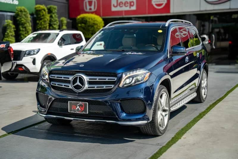 2019 Mercedes Benz GLS 550 AMG usado en venta por RAM MEGA AUTOS S.R.L