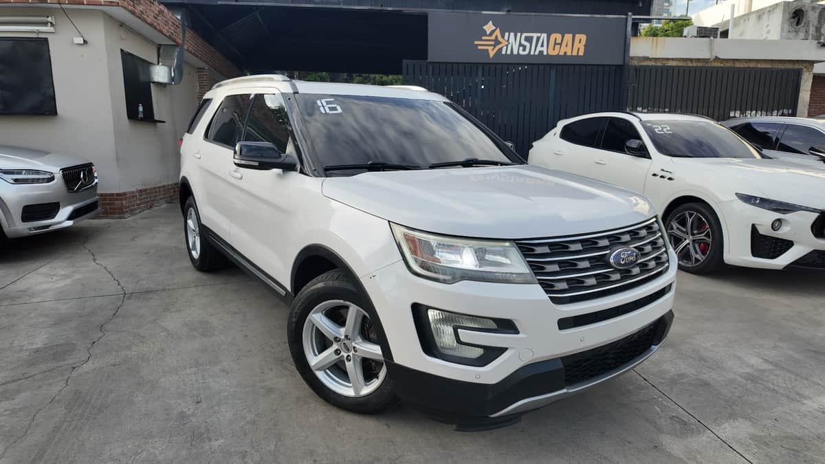 2016 Ford Explorer XLT 4WD usado en venta por INSTACAR