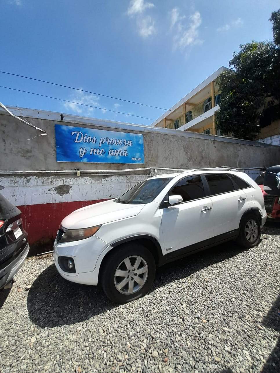 2012 Kia Sorento usado en venta por L y C AUTO IMPORT