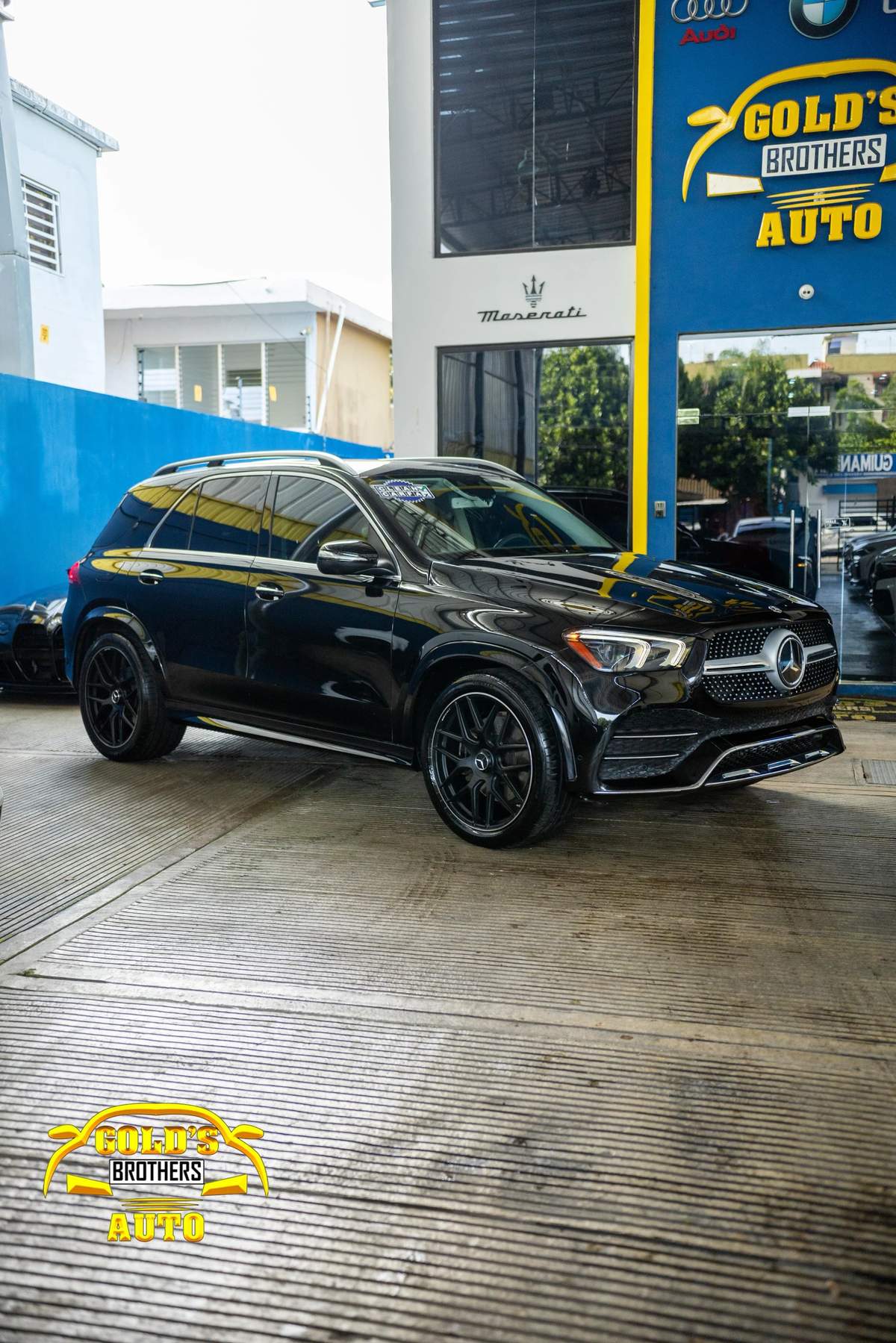 2020 Mercedes Benz GLE 450 4Matic AMG usado en venta por Golds Brothers Auto SRL
