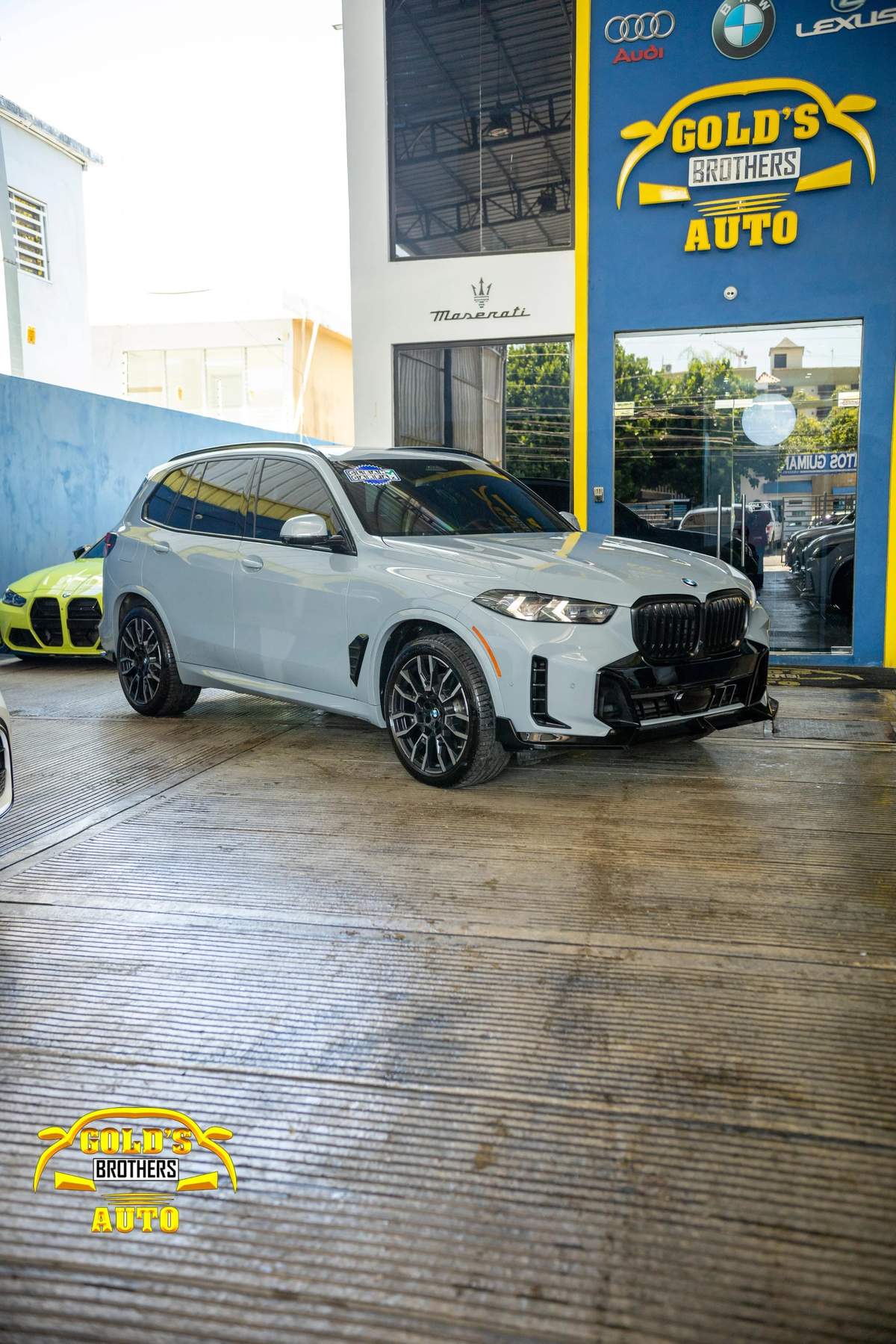 2024 BMW X5 SDRIVE 40i usado en venta por Golds Brothers Auto SRL