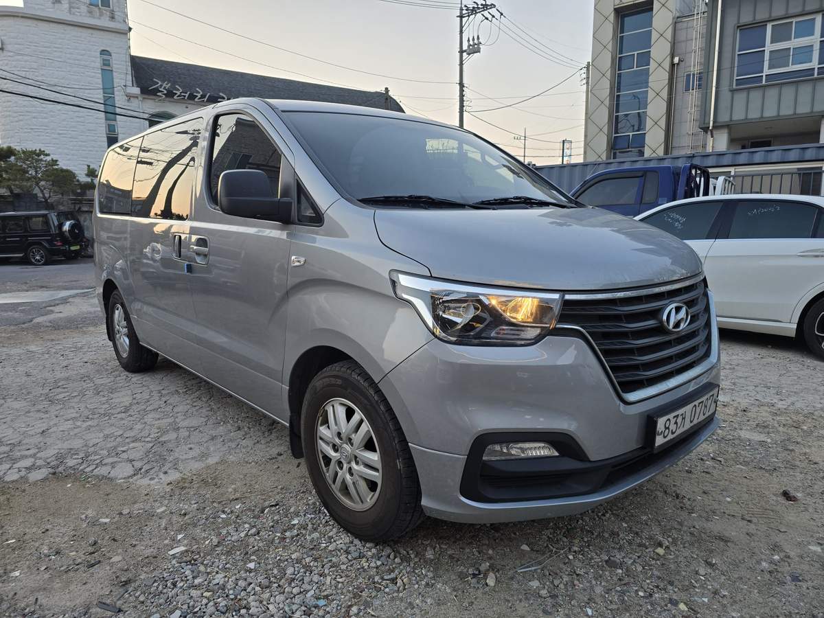 2020 Hyundai Grand Starex usado en venta por SANTIAGO PEREZ