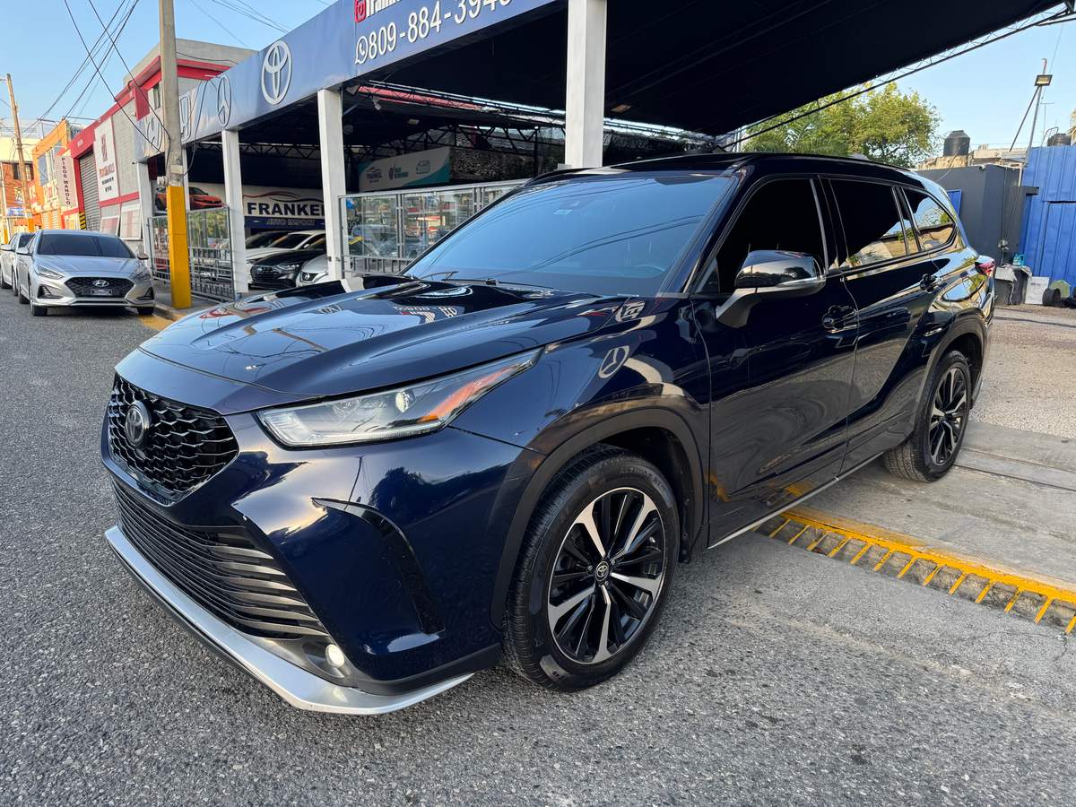 2021 Toyota Highlander XSE usado en venta por Frankel auto import S.R.L.